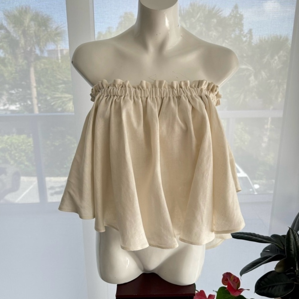 Elle Est Grece Angel, off the shoulder, 100% linen designer c top, size OS NWT